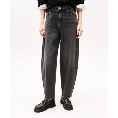 [^ԁFDW22207]W[j[o[W[Yۂ݂ттo[VGbgƂW[YBghołȂAbOCJo[邱Ƃł܂BEGXgqbv͓KxɃtBbgAƂRȃoXɁB܂AqQVF[rOƂ{iIȉHl̃JWAX^C㉟܂B摜̓TvŎBeĂ邽߁Aۂ̏iƃfUCdlقȂꍇ܂ByTCYz24inchFEGXg69.0cm qbv104.0cm ҏ31.1cm ҉65.0cm 킽33.1cm G30.5cm 18.0cm25inchFEGXg71.6cm qbv106.6cm ҏ31.4cm ҉65.0cm 킽33.7cm G30.9cm 18.4cm26inchFEGXg74.0cm qbv109.0cm ҏ31.7cm ҉65.0cm 킽34.4cm G31.2cm 18.7cm27inchFEGXg76.6cm qbv111.6cm ҏ32.0cm ҉65.0cm 킽35.0cm G31.5cm 19.0cmyTOMMY HILFIGERzĩAJNVbNx[XɃ_ȂЂ˂fUClC̃g~[qtBK[BsIŐꂽYEEBYɉA`hAStCAĂJWAȃfjCƖLxȃJeS[O[ouhB