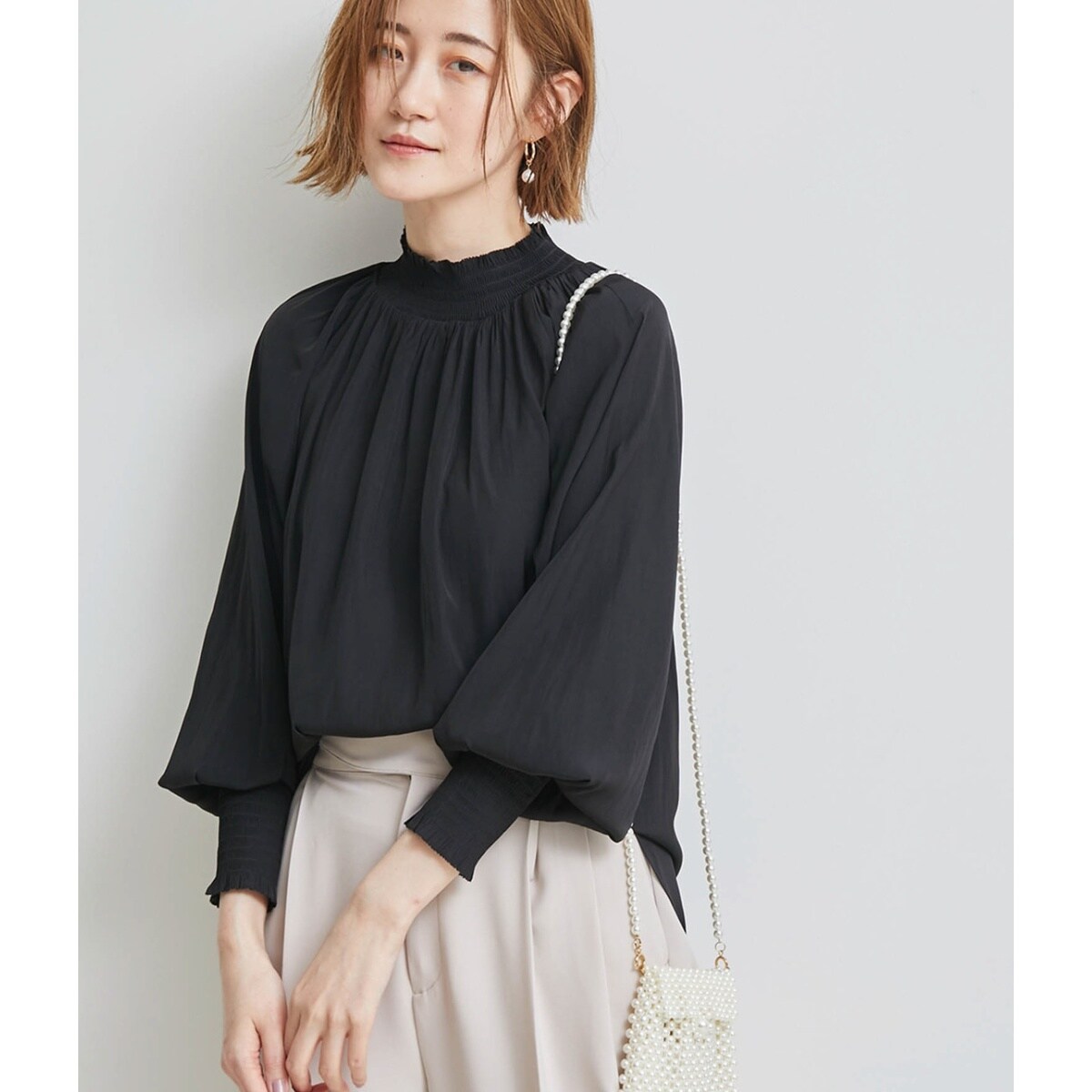 ROPÉ ロペ　前後2WAYシャーリングカラーブラウス　パープル　ゆったり ROPÉ ロペ 前後2WAYシャーリングカラーブラウス パープル ゆったり