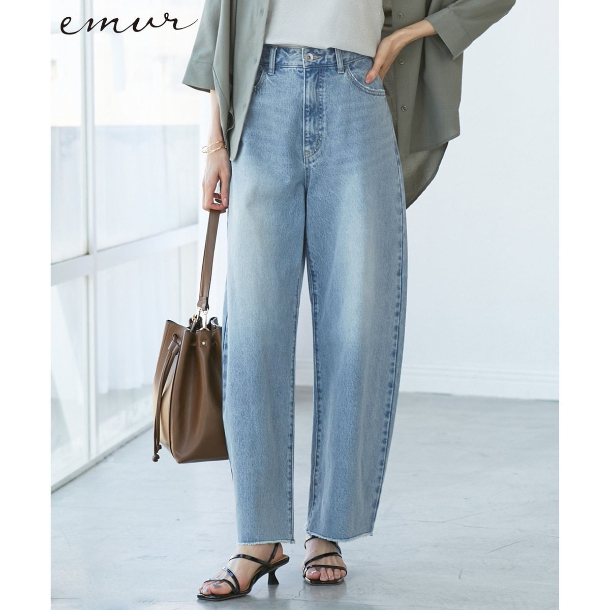 ストレッチ】多ボタンストレートデニム | アル・ディ・ラ(AL DI LA