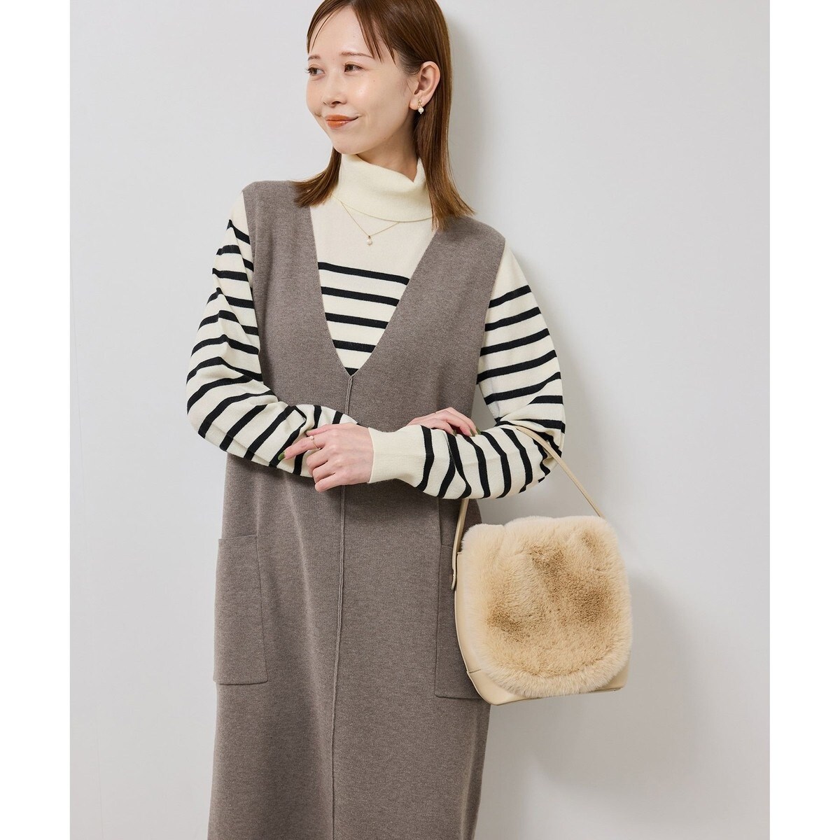 ロペピクニック ROPE' PICNIC バックコンシャス後ろツイスト 前後Vネックノーカラーストライプシャツ♪