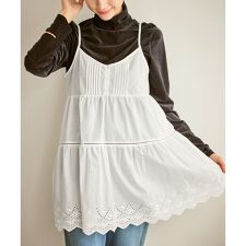 Vネックティアードレースビスチェ