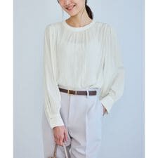 ボリュームスリーブブラウス