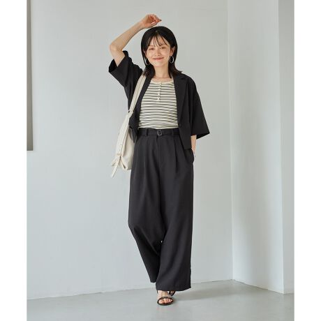 black ボトムス