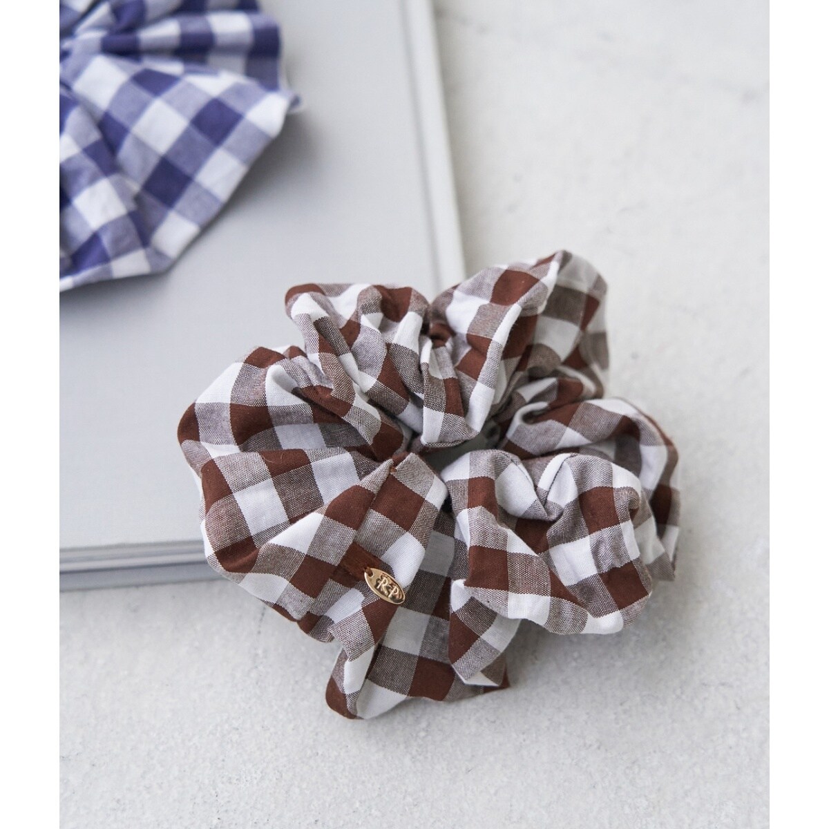 Bonne Maman × ROPE PICNIC】ギンガムチェックシュシュ | ロペ Bonne Maman × ROPE PICNIC】ギンガムチェックシュシュ | ロペ
