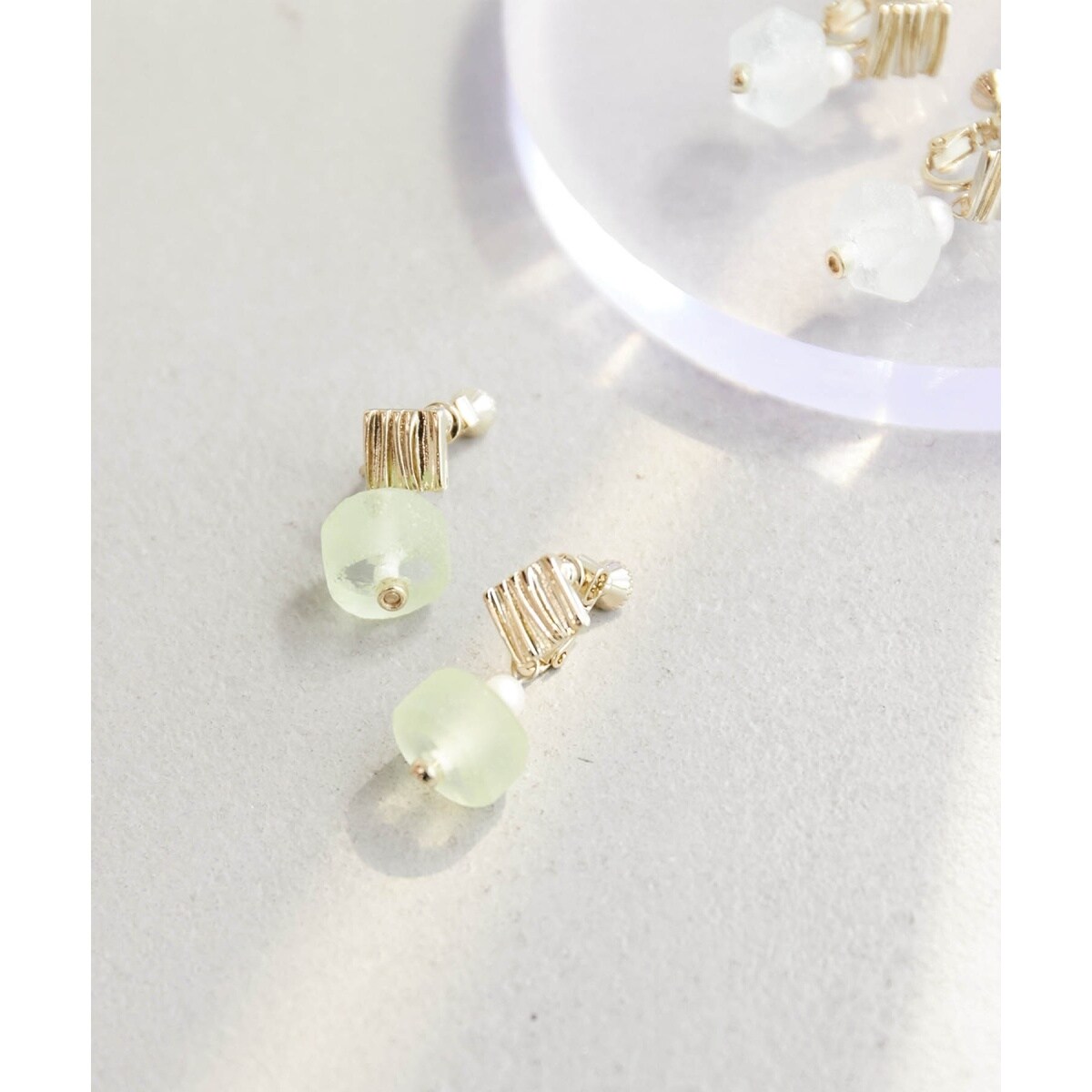 [}C]Recycle glass Wp[RrCO/ysNjbNpT[WiROPE' PICNIC PASSAGEj CG[ni81j