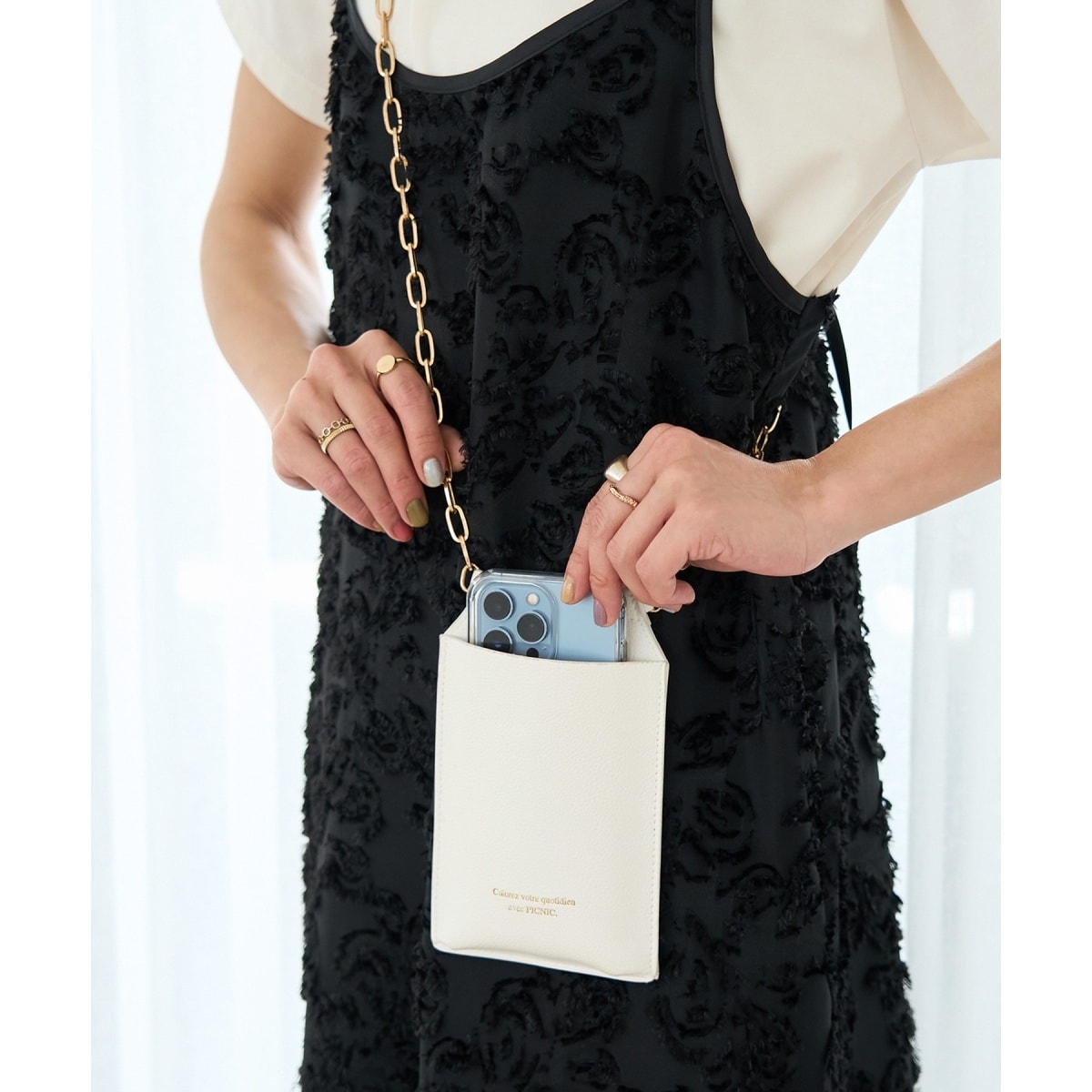 最安値⭐︎ ワンピース オペオペの実 ポシェット ショルダーバッグ 受注品 ロー 最安値⭐︎ ワンピース オペオペの実 ポシェット ショルダーバッグ