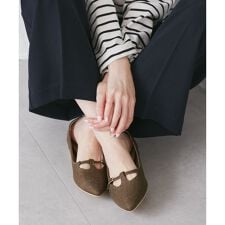 Tストラップフラットパンプス