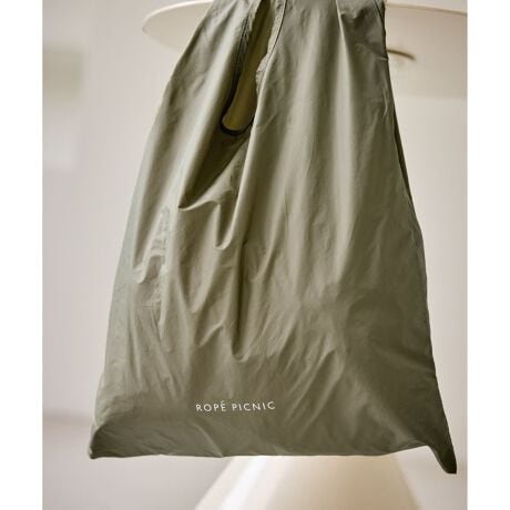 [^ԁFGII55000]yfފzEiC100ŌyALkϋvByfUCEVGbgzET߂ȃSvgiȃANZgBEƂc^tHŁARrj₿Ƃɂ҂BEobO{̂Ɠfނ̎[|[`́A炵ttBEgp͂邭ۂ߂ĕt|[`Ɏ[\ARpNgɌgOKByJ[zELiAx[WAJ[LATbNXAsN5FBBěAg̃j^[ɂĐF̌Ⴄꍇ܂B