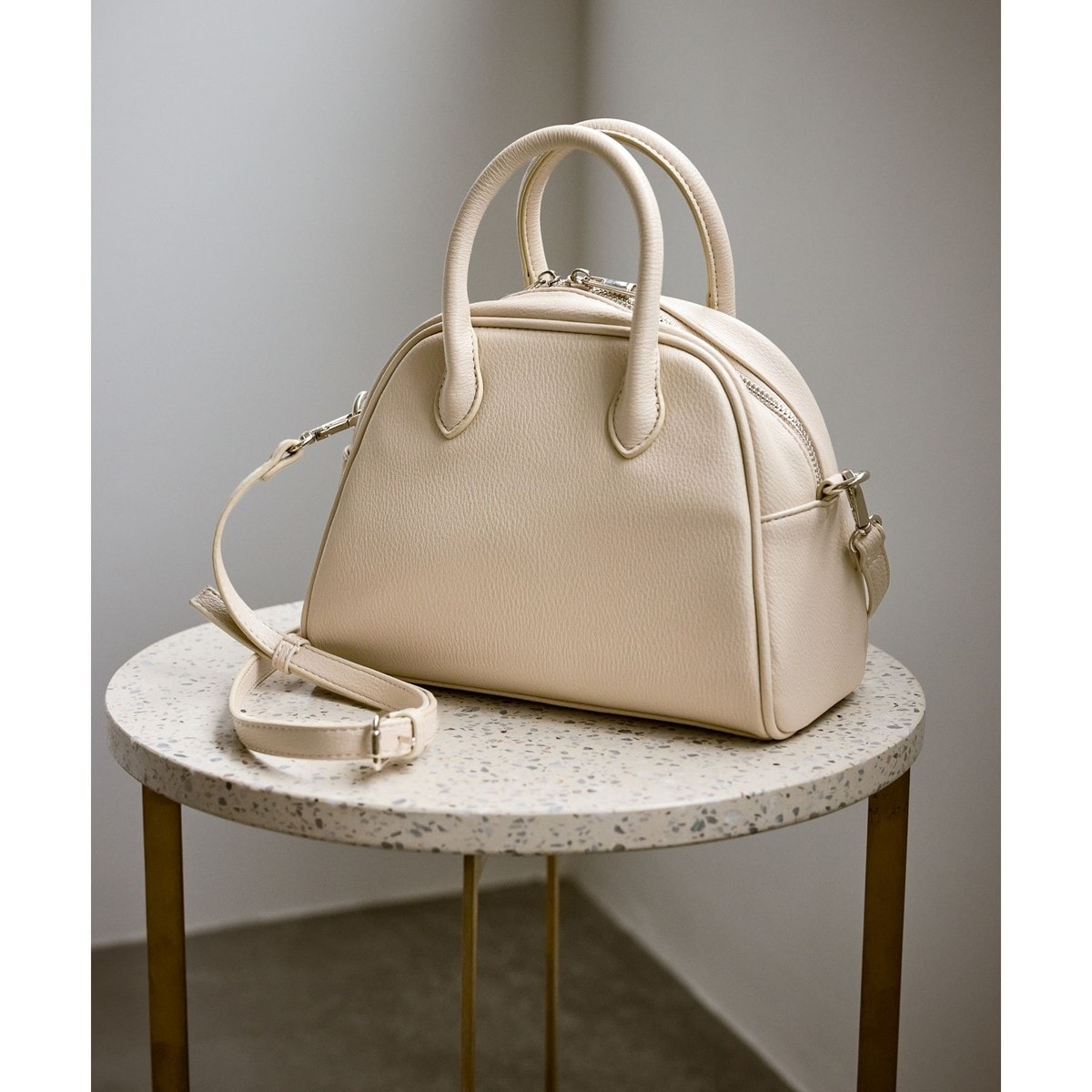 旅するボストンバッグ ソフトシンセティックレザーボストンバッグ/軽量