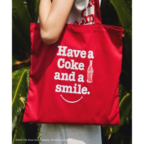 [^ԁFGIX85010]yfUCEVGbgzERJR[R{[Ṽg[gobOBE80ÑRJR[̃OtBbNuHave a Coke and a smile.ṽbZ[WfUCA肰ȂoB|WeBuŃCtX^ĈfUCɁBEʂN킸gVvŐe݂₷fUCœgɂ҂ByJ[zEW[WAO[(33)AR[Nbh(60)2FWJByX^CO|CgzEN₩ȃR[Nbh(60)̓mg[x[VbNȃR[f̍Fɂ҂BEW[WAO[(33)͐̃s[X⃊lpcɍ킹ƁAGߊ̂_炩ۂɁBEfj~TVĉ悤ȃVvȃX^Cɍ킹ƁAg[gobÕSJ[ۗAȂꊴAbvBEI[o[TCỸVcXEFbgƑgݍ킹ƁAtōۂ͋CɁBEo_iL[`[āA炵AWyނ̂߁I-----------------------------|Pbg̐:1CO0A4[:\iPad:\z[:\-----------------------------gTimelessly by Your Sideh 𒴂ĂׂɃRJR[̗ネSɏhh^CXȖ́hCXs[VɃXyVRNVWJ܂B-------------------------------ROPE' PICNIC1980ÑSɃCXpCAꂽAΊ͂ROPE' PICNIC̃XyVRNVVBmX^WbNȃgX^CɁALLfނ⊾ݖh~Ȃǂ́gh̍HvYāBNɂłtBbgTCYƃfUCŁẢĂƌy₩ɁASn悭y߂ACeCAbvB-------------------------------yCoca-ColaACezEA\[gOtBbNTVc(i:GDM55910)E~jуt`X[uTVc(i:GDM55920)E~jуACCXJ[g(i:GDC55920)E2WAYGi~j{XgobO(i:GIX85000)ESvgg[gobO(i:GIX85010)Eo[Vuv[gJX^`[(i:GIZ85010)BěAg̃j^[ɂĐF̌Ⴄꍇ܂B