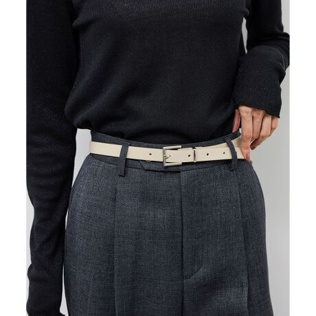 [^ԁFGIW65010]yfUCEVGbgzE悢򊴂̂tFCNU[fނŏiȈۂɁBEXNGA^̃Vo[obNANZgBEm̃eCXgI΂킹₷~j}bNByJ[zEubNAuEnAx[Wn3FWJByX^CO|CgzEnCEGXgfj{jbgCɃxg𑫂ăJWAR[f茩ɁBEChpc{^bNCX^CɂXNGAobN肰ȂANZgɁBEVcs[X̃EGXg}[NŃVGbgɃnvXA炵Abv̂BE~j}ȃfUCȂ̂Œʋ΃R[f/ItBXJWAɊpĂBěAg̃j^[ɂĐF̌Ⴄꍇ܂B