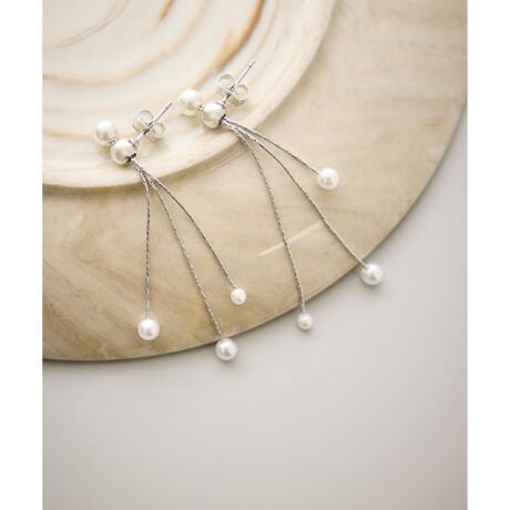 [^ԁFGIZ75050]yfUCEVGbgzEłȂ₩ɗh郍O`F[GKgȃfUCBE_ɔzuꂽ召̃p[AY~JȃANZgɁBE悤ȃOVGbgŁA񌳂tFCXCƌĂʂBE؂₩ȃS[hƁA_炩ȋP̃p[gݍ킹AsɍEȂfUCByJ[zES[hƃVo[2FWJByX^CO|CgzEig͂AItBX⏗qȂǁAʂȓ̃R[fBl[gɂ҂BE񎟉Ap[eB[Ȃǂ̃hXAbvX^CɍœKBEAbvwAɍ킹΁AsAX̗hꊴۗAwGKgȕ͋CɁBEVvȃjbguEXɃvX邾ŁACɂxAbvBBěAg̃j^[ɂĐF̌Ⴄꍇ܂B