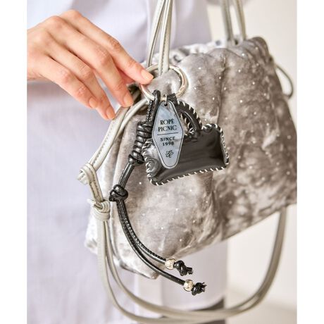 [^ԁFGII95860]yfUCEVGbgzEՂƂtH炵A~j`ÃnhobO^`[BEȂXeb`[Nnh̃fBe[܂łAAȃfUĆBEBe[Wzẽ[L[v킹AgłȃSv[gANZgByJ[zEVbNō킹₷ԃubNƁAANZT[oŎĂ郁^bNJ[(Vo[EVpS[h)3FWJBBěAg̃j^[ɂĐF̌Ⴄꍇ܂B