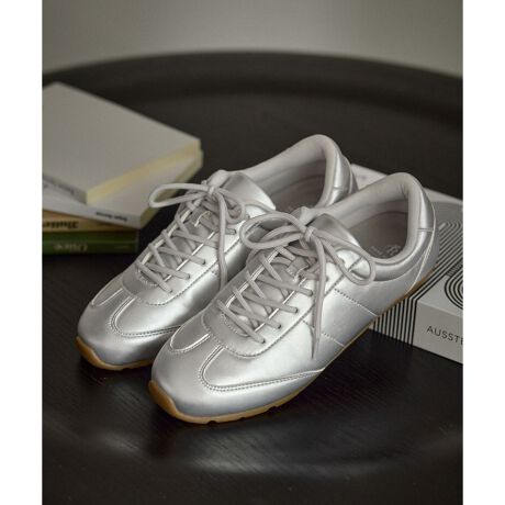 [^ԁFGIA65120]yfފzEقǂ悢cƃn̂鍇vŁAiȈہBEubNƃuE̓XG[hBEVo[͂򂪂芊炩ȕ\ʊByfUCEVGbgzEtbgȃ\[|Cg̃CgXj[J[BEXj[J[mɍ킹₷CgXj[J[Ȃ̂ŃJWAɂȂ肷AXJ[g킹Ȃǂ߁BEԂƂX^CÕ|CgƂĂ߂ȃV[YByJ[zEubNA_[NuEAVo[3FWJByX^CO|CgzEXG[h̑fނ̃uEƃubN̓fj킹߁BEhꊴv[cXJ[gAtF~jȃtAXJ[gAjbgs[Xɂč킹̂BEVo[̓Vvȃmg[R[f⃏g[R[f̑ɃvX邾ŁACɂȃANZgɁBBěAg̃j^[ɂĐF̌Ⴄꍇ܂Bdʂ́ATv25cm()ł̌vɂȂ܂Bۂ̏iƑقȂꍇ܂B:ew̕t~w̕t̐@ɂȂ܂BCY():ew̕t~w̕tʂ肮ƈ@ɂȂ܂BTCYڍׂmFB