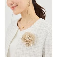 パール×サテンフラワーコサージュ