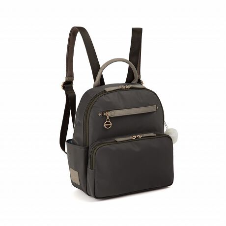 [^:31661]B5m[g傫́Aigɂ傤Ǘǂ⏬ԂȃbNTbNłB傫JAוoꂵ₷Vv1C̓ɁȀoɕ֗ȑ傫ڂ̑O|Pbgwʂɂ͋Mdîɕ֗ȃ|Pbg܂BV_[xgɂ͔pbgAɂAɂdlBVvȂg̗ǂbNTbNłB