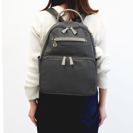 [^:31662]B5m[gAMMA4NAt@C傫́Aigɂ傤ǗǂTCỸbNTbNłB傫JAוoꂵ₷Vv1C̓ɁȀoɕ֗ȑ傫ڂ̑O|Pbgwʂɂ͋Mdîɕ֗ȃ|Pbg܂BV_[xgɂ͔pbgAɂAɂdlBVvȂg̗ǂbNTbNłB