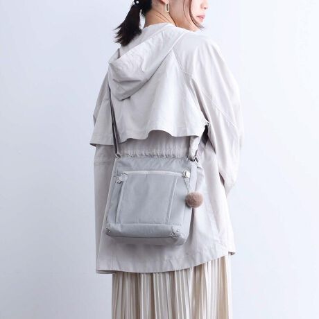 [^:68333]̒BlE|C]̑zJ^`ɂobOV[YDuƊXgJWAX}[ghRZvgɁAi`eCXg~bNXAiȂƊꂽXbLאgfUC̃bNȂǂ̃V[YPJ8-3rd̃~ebhBWfނƓ̂zCgp[̊v₩ȌV[YłBo[eNg|PbgOʏ㕔|Pbgɂ́ARECXERۉH̐ngpBwʃ|PbgZLeB̍wʃt@Xi[|PbgB[eBeB|PbgނX[Yɏołt@Xi[ttg|PbgBI[KiCU[|PbgɏG݂[ł|PbgBTCN|GXeCjOnɂ̓TCN|GXefނ̗pB摜̓Tv̂߁A\ȂdlύXꍇ܂B܂Ai̐F͂g̃fBXvCEj^[ɂۂƈقȂꍇ܂̂ł炩߂BJiivWFNglCԑguEӂIv(sarn)̃~Xe[n^[ƂāAE̒mꂴ鋫ʂĂ̒n܂ŁA܂Ɂun𗷂v|C]B̗̒BlE|ƃG[Xu鏗KɁvRZvgɋJobOV[YAwJiivWFNgx