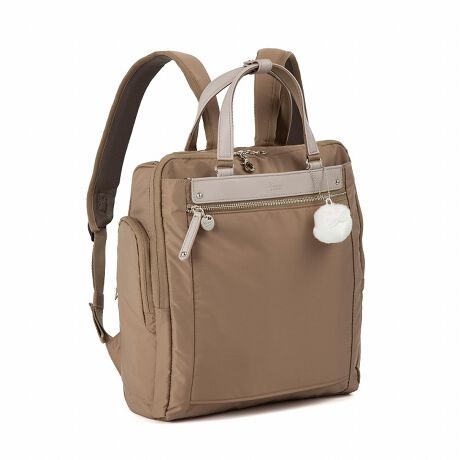 [^:68821]ʋ΂ɂ߂A4TCỸx[VbNbNBX^CbVȃXNGAVGbgłƁƂۂɁBVvŃ~j}ȃfUCȂ̂ŕIт܂BIEItLV`G[Vłgp܂Bwʂɂ͔wɏɂGAbVfނgpĂAX[cP[XɌŒłZbgAbvxgݒuĂ܂BA4NAt@C(W22~H31cm)傤ǎ[\ȃTCYŁA13.3C`PC(W31~H22~D2.5cm)[\ȃNbVX[uݒuĂ܂BނPCA|[`ybg{gAKvȉו[\B|PbgLxȂ̂ōׂȉו̐ڂɕ֗łBCt@Xi[ɂ͖hƐɗDspӂɊJȂ悤ɂZ[teBbNtB[10|Pbg|PbgE13.3C`PCX[u~1EЃ}`I[v|Pbg~2Et@Xi[|Pbg~1O|PbgELTCg|Pbg~1@Kvɉăt@Xi[Ń}`L邱Ƃł܂BEybg{gBIt@Xi[TCh|Pbg~1@ybg{gPȂǂ[\Bt@Xi[ƃJWAyĂ܂BEtg|Pbg~1@NbVЃ}`I[v|Pbg~2@L[tbNtOJ[킸J[͑Sēu[łB