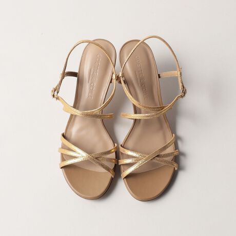 オデットエオディール ソフィクロス サンダル60↑