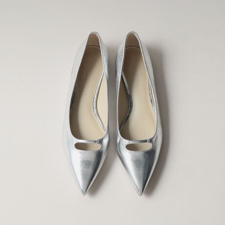 [^ԁF45162990008]Abp[̔y₩ȃtbgV[YfUCJbgAEg̃gbvXC[WăfUCɗƂ񂾈ꑫBقǂ悢ŌyoؚȃXgbvőz[hBƂ|CebhgD̃VGbgŐꂽۂo܂BfރubNEx[WEJ͔ڂ̂ꂢȃX[XfނgpBVo[͔HACbNƃ_[NuE̓NR^łBR[fBl[gVvȂ烏|CgfUCŁAig͂AIP[WX^Cɂ}b`܂Byӎz\[ɕیV[g\Ăꍇ͔ĂgpBƕɂ1~x̏Ȍ́AYH㔭̂łAsǕił͂܂Bi摜́A̓p\RȂǂ̉{ɂAۂ̐FƈقȂČꍇ܂B炩߂BV[Y̏dʂ́AV[Y{̂̂ݗ̏dʂƂȂ܂Bti͌vɊ܂܂܂BiɕsǂꍇAє̔j܂Ă܂B炩߂BX܂ւ₢킹̍ۂ́ASODETTE E ODILEeX܂܂ŉL̕i/iԂ\tBiFOI ưST FLT10 iԁF45162990008