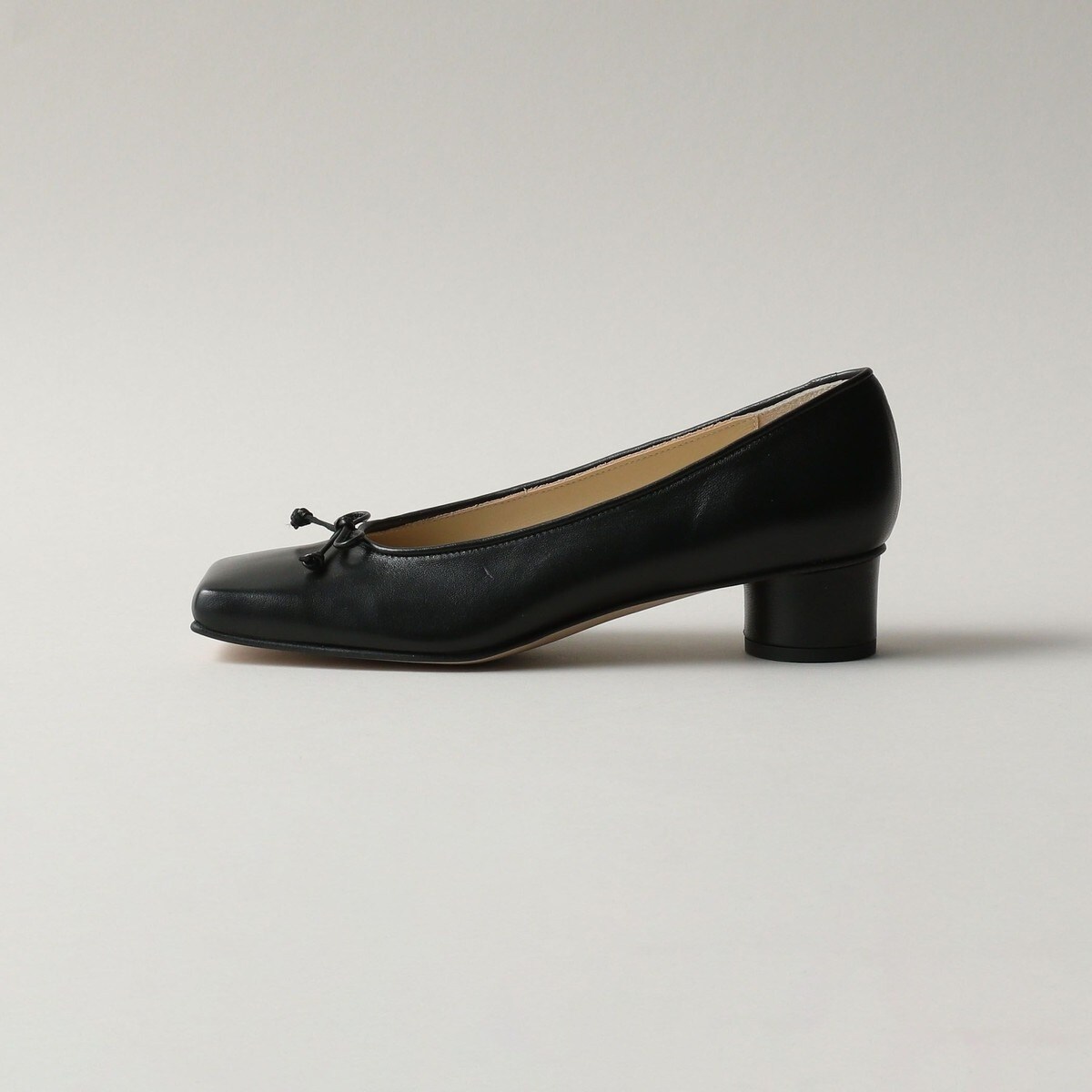 ✨極美品✨ODETTE E ODILE バックル パンプス グレージュ 23.5 セール】オブリークバックル フラット10↑（パンプス）｜ODETTE