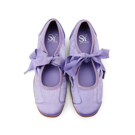 [^ԁF46161990017]y₩ȕ͋C̃\tgȃ{ttbgV[YfUC_炩Abp[ƃX|[ceCXgꂽfUCBJbvC\[Ԃ̗ǂ\[̗pAXj[J[̂悤ȉKȗSn͓IBbɃ{邱Ƃŏ炵͋CoAoGV[Ŷ悤ȋCy\܂BoJ[WJɂڂłBfސngpBubNƃCgsNƃCbN̓Tenŏ炵ہBVo[ƃS[hƃsN̓^bNnŉ؂₩ƃ[hvXB̑1J[͔ZVo[̃^bNnłBSYiV[jumode`Ŋyރ[hȃX^C`vJWA[hEtF~j[h̃eCXĝƁAIgiAVѐSAVeBJWAAX^CRVXL[[hƂuhBւ̓Aȓ|WeBuɎ󂯓Au炵肽vuDǂfGł肽vƂCɁAu肽vn邫Aźu炵vV[Yt@bVĂ܂ByӎzYbgɂC̐FقȂꍇ܂B摜̏i̓TvłBi摜́A̓p\RȂǂ̉{ɂAۂ̐FƈقȂČꍇ܂B炩߂B\[ɕیV[g\Ăꍇ͔ĂgpBƕɂ1~x̏Ȍ́AYH㔭̂łAsǕił͂܂BV[Y̏dʂ́AV[Y{̂̂ݗ̏dʂƂȂ܂Bti͌vɊ܂܂܂BiɕsǂꍇAє̔j܂Ă܂B炩߂BX܂ւ₢킹̍ۂ́ASSY UNITED ARROWSeX܂܂ŉL̕i/iԂ\tBiFS RBN FLT20 iԁF46161990017