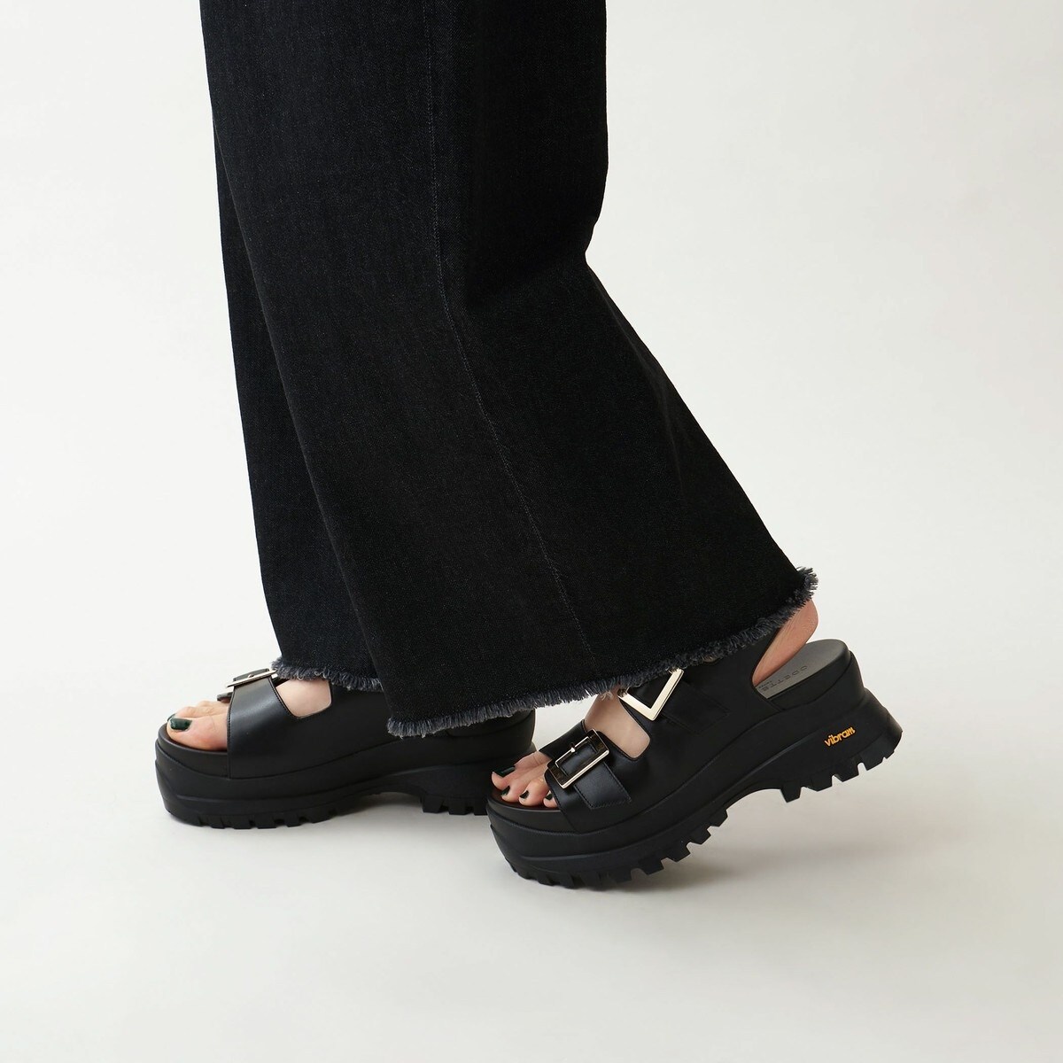 ヴィブラムダブルベルト サンダル60↑