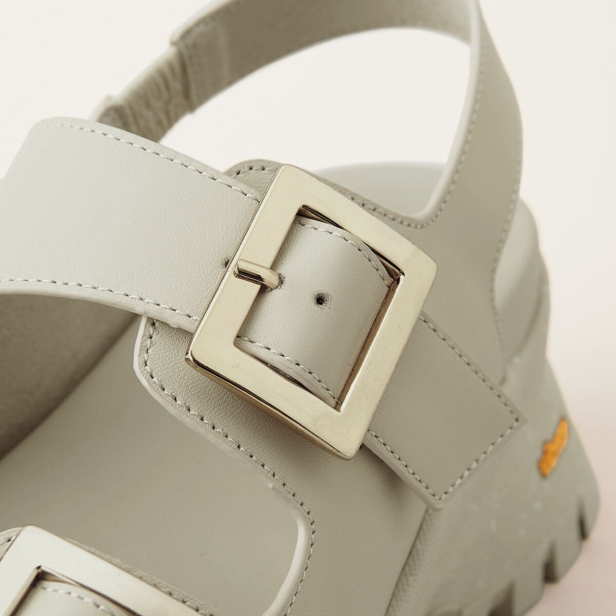 ヴィブラムダブルベルト サンダル60↑