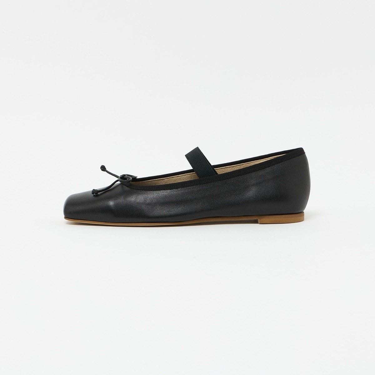 極美品 オデットエオディール フラットシューズ レザー ビブラムソール 24.5 Odette e Odile Vibramシリーズ 2023 Spring/Summer｜ニュース