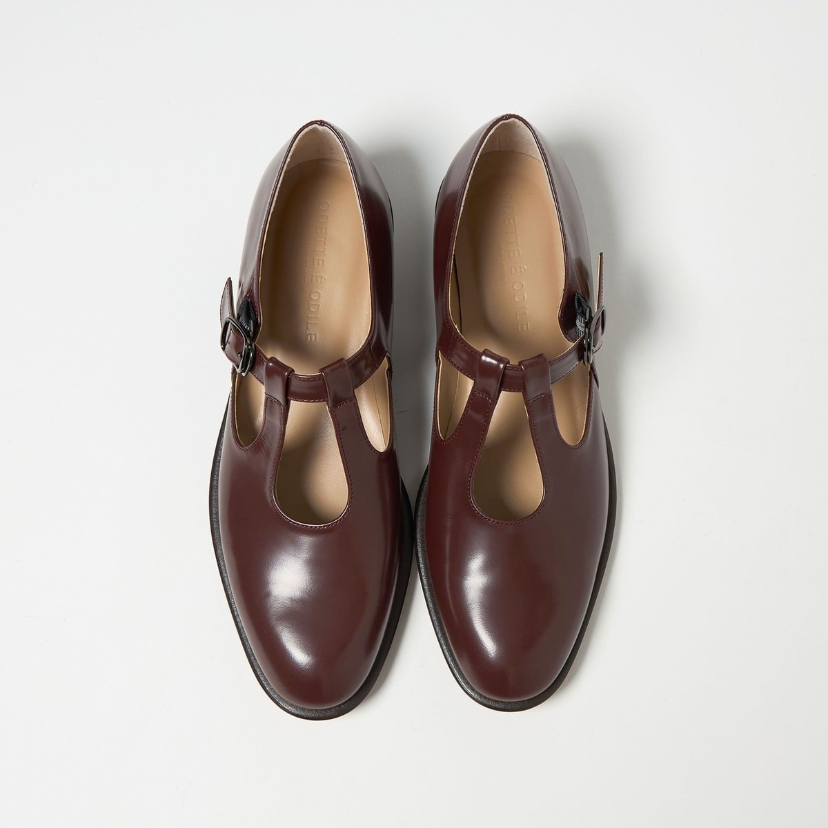 [}C]_uTXgbv tbg25/IfbgGIfB[iODETTE E ODILEj WINE