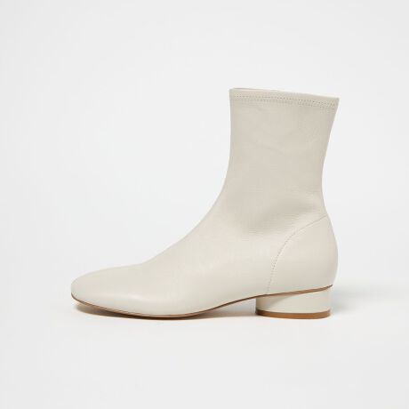 [^ԁF45231000001]炩ȑfފKȗSnV[gu[cfUCɉC͂̃V[gu[cBAbp[̂炩ɉASʃNbVdlɂ邱Ƃł₳ɂĂ܂BIu[NgDɑȉ~`̃q[tAVvȂꑫłBfޖ{vgpBtBbĝ闠ނ\荇킹炩ȃX[XfށBR[fBl[gⒷ߂̓̓~fB̃XJ[gƍ킹ĂoX悭dオ܂Bpcƍ킹Aܐ̃Iu[NĈȂ߂łByӎz摜̏i̓TvłBi摜́A̓p\RȂǂ̉{ɂAۂ̐FƈقȂČꍇ܂B炩߂B\[ɕیV[g\Ăꍇ͔ĂgpBƕɂ1~x̏Ȍ́AYH㔭̂łAsǕił͂܂BV[Y̏dʂ́AV[Y{̂̂ݗ̏dʂƂȂ܂Bti͌vɊ܂܂܂BiɕsǂꍇAє̔j܂Ă܂B炩߂BX܂ւ₢킹̍ۂ́ASODETTE E ODILEeX܂܂ŉL̕i/iԂ\tBiFOI Ľگ SBT25 iԁF45231000001