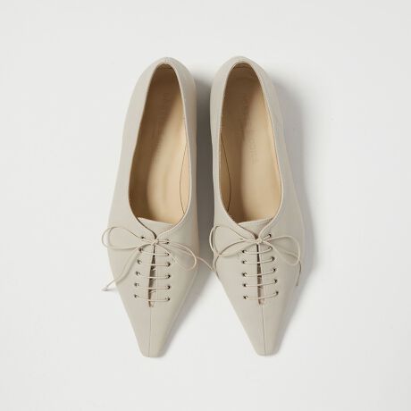 [^ԁF45162000013]@ׂȃ[XAbvfUCGKgYtbgfUCȃngƍׂەR̃[XAbvfUCĂtbgV[YBV[vȃVGbgȂADݍނ悤Ȃ炩ȗSnłBubNƃ_[NuE̓S[hJ[ACgO[̓Vo[J[̃ng{ANZgĂ܂Bfޖ{vgpB炩ȃX[XfށBR[fBl[gChpcɍ킹Ɛꂽl̏炵oł܂Byӎz摜̏i̓TvłBi摜́A̓p\RȂǂ̉{ɂAۂ̐FƈقȂČꍇ܂B炩߂B\[ɕیV[g\Ăꍇ͔ĂgpBƕɂ1~x̏Ȍ́AYH㔭̂łAsǕił͂܂BV[Y̏dʂ́AV[Y{̂̂ݗ̏dʂƂȂ܂Bti͌vɊ܂܂܂BiɕsǂꍇAє̔j܂Ă܂B炩߂BX܂ւ₢킹̍ۂ́ASODETTE E ODILEeX܂܂ŉL̕i/iԂ\tBiFOF ۰ڰ FLT20 iԁF45162000013