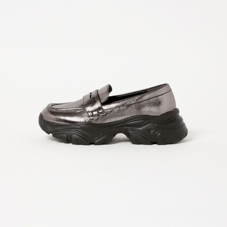 [^ԁF46171000001]炱ȂꊴY킹ghCNȃtbgV[YfUC_bhXj[J[̂悤Ȍ݂̂\[ɁA[t@[fUC̃Abp[ZtbgV[YBJ[ƂɈقȂ鎿̑fނAꂽۂɎdグĂ܂BX|[eBƃNVJ|킹gĥꑫłBfސnƍvgpBubŃAKX̑fނƕ\ʂɃV{fނ̃RrB_[NuE͋NёfށBVo[́A傫߂̃V^bNfށBR[fBl[gXEFbgpc̃tȕ͋CɃ{[邱ƂŁAn̂R[fBl[gɎdオ܂BSYiV[jumode`Ŋyރ[hȃX^C`vJWA[hEtF~j[h̃eCXĝƁAIgiAVѐSAVeBJWAAX^CRVXL[[hƂuhBւ̓Aȓ|WeBuɎ󂯓Au炵肽vuDǂfGł肽vƂCɁAu肽vn邫Aźu炵vV[Yt@bVĂ܂Byӎz摜̏i̓TvłBi摜́A̓p\RȂǂ̉{ɂAۂ̐FƈقȂČꍇ܂B炩߂Bƕɂ1~x̏Ȍ́AYH㔭̂łAsǕił͂܂BV[Y̏dʂ́AV[Y{̂̂ݗ̏dʂƂȂ܂Bti͌vɊ܂܂܂BiɕsǂꍇAє̔j܂Ă܂B炩߂BX܂ւ₢킹̍ۂ́ASSY UNITED ARROWSeX܂܂ŉL̕i/iԂ\tBiFS ߰۰̧ FLT65 iԁF46171000001