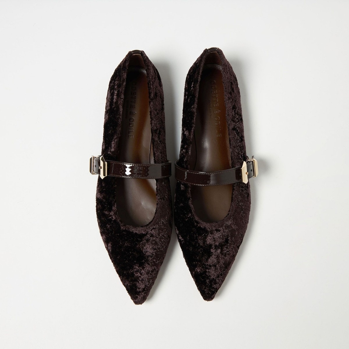 [}C]xebhVM[ tbg10/IfbgGIfB[iODETTE E ODILEj DK.BROWN