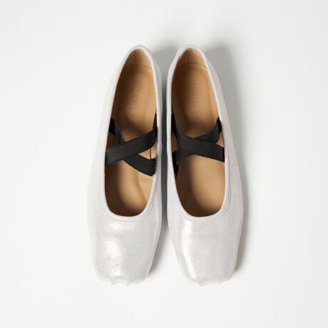 [^ԁF45162000021]WEB菤ib̃NXxgۓIȃtbgV[YfUCVvȃXNGAgD̃tbgV[YɃNXxgtꑫBܐ̂ƂfUCNX̃SxgȂǁAJWÂfBeB[gݍ킹Aꂢ߂ȕ͋CƃoXǂdグ܂BANZgɂȂNXxg̓z[htBbg闚SńB{t̃oGfUCfC[g₷AIIt܂ŕLV[Ŋ􂵂܂Bfޖ{vƐngpBVo[ׂ͍̂锓fށAubN̓xxbgnłByӎz摜̏i̓TvłBi摜́A̓p\RȂǂ̉{ɂAۂ̐FƈقȂČꍇ܂B炩߂B\[ɕیV[g\Ăꍇ͔ĂgpBƕɂ1~x̏Ȍ́AYH㔭̂łAsǕił͂܂BV[Y̏dʂ́AV[Y{̂̂ݗ̏dʂƂȂ܂Bti͌vɊ܂܂܂BiɕsǂꍇAє̔j܂Ă܂B炩߂B₢킹̍ۂ́AiCebhA[Y JX^}[T[rXfXN܂ŉL̕i/iԂ\tBiFOF ۽BLTڴ FLT10 iԁF45162000021