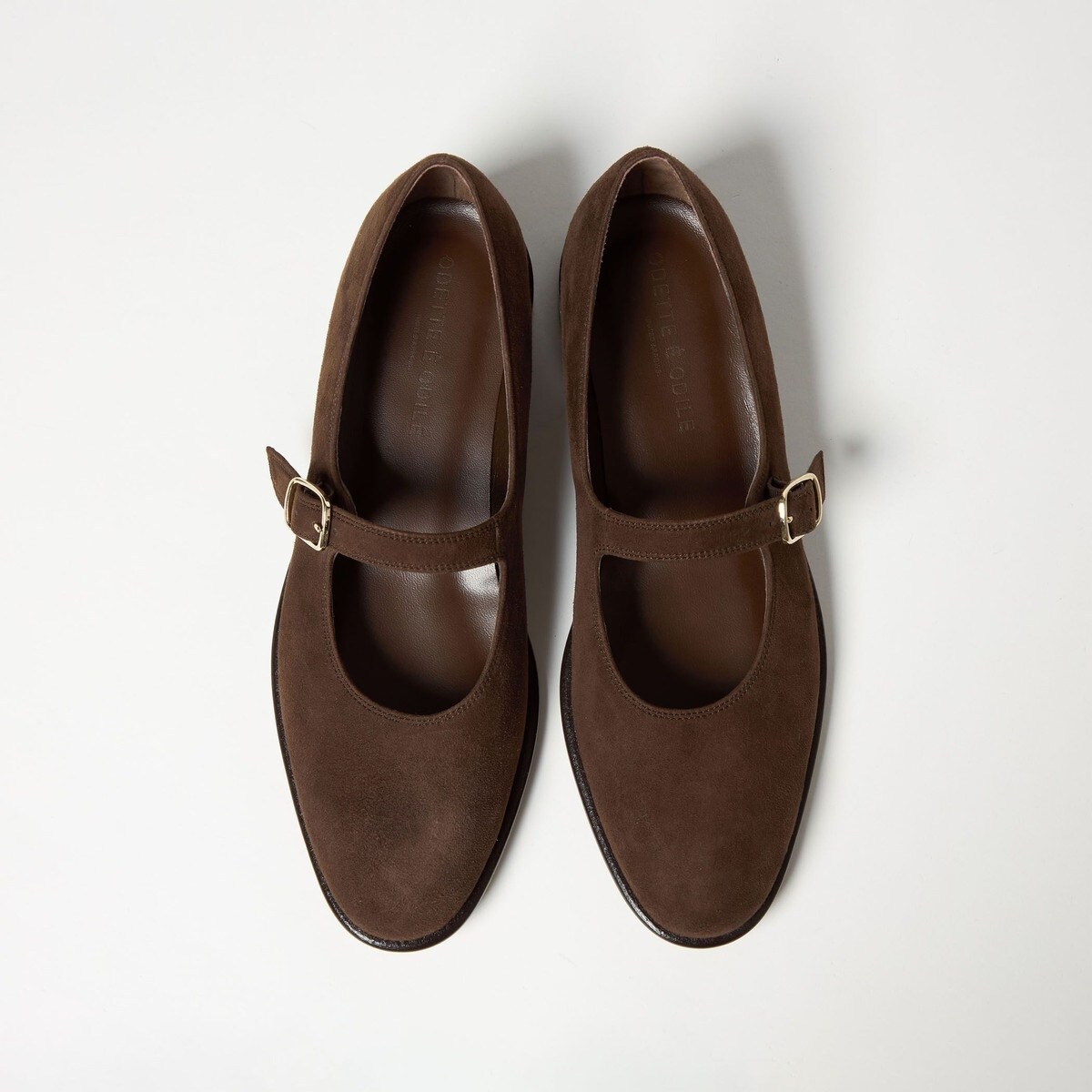 [�}���C]�N���V�b�N�����[�W�F�[�� �t���b�g25��/�I�f�b�g�G�I�f�B�[���iODETTE E ODILE�j DK.BROWN