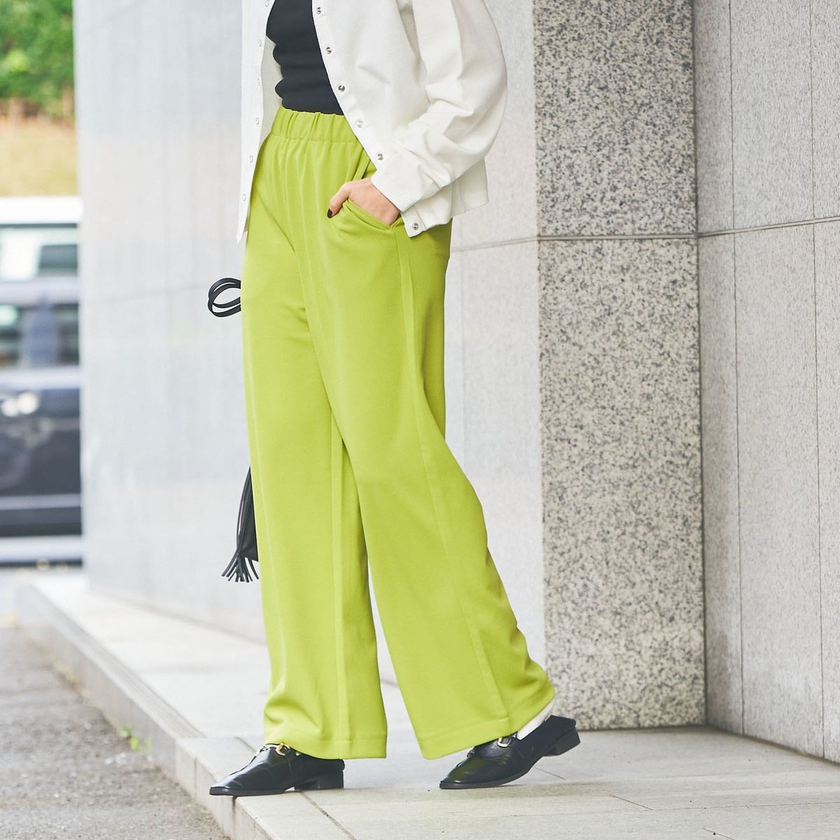 驚きの安さ CITY CHINO PANTS OFFWHITE ワイドパンツ スラックス