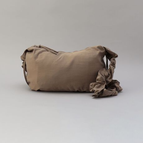 [^ԁF76816470246]R[fBl[gɉ؂₩YOobOJ[ڍׁ̑1cFFVo[@nFiC@FVo[̃WbvubNŎdグĂ܂̑2cFFubN@nFU[CN̑3cFFVo[@nFU[CN̑4cFFubN@nFxȂ5cFFO[@@nFxȂ6cFFuE@nFxAV[Ŷpӂ܂B_u|PbgV_[obO(O^obO)@iԁF76816070324fUC/fނՂ̃MU[{nh̃V_[obOB傫ڂ̃t@Xi[hXgp[cŁAN炵AX|[eBȈۂɎdグĂ܂BV_[̒ƃMU[͎Rɒ\B݂oƌȂA܂܂ȃACe߂₷NbZgVGbgłBy₩Ȉۂ̃iCfށBȂ₩Ȃn肵ƂnłBTCh|PbgF Ȃ|PbgFWbvP@WbvȂ1V_[OFsyӓ_zBei̓Tvׁ̈Aۂ̎dlƈقȂꍇ܂B摜̏i͌̏Ǝ˂pxAg̃j^[ɂAƐFقȂꍇ܂BX^WIB̉摜̐FɈԋ߂ȂĂ܂B\񏤕ȉꍇA͂\͂܂łڈƂȂ܂BY̓sA͂OサXܓ׎Ƃꍇ܂̂ŁA炩߂BiFެްټްޯ iԁF7681-647-0246