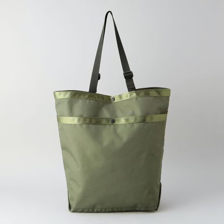 [^ԁF75816430153]nh̒𒲐ł[͔Qȑ^g[gobOfUCt@CptbgȂǂ܂炸Ɏ[łc^g[gobOB傫߂ȃTCYtgʂɃ|PbgA[͔QȃobOłBAWX^[t̃nh͒\Ԍ̃pCsOɂ͌򊴂̂e[vgpANZgɁBʊwEW[EsȂǕLV[ɏd󂷂iłBTCh|PbgF|PbgFyӓ_zBei̓Tvׁ̈Aۂ̎dlƈقȂꍇ܂B摜̏i͌̏Ǝ˂pxAg̃j^[ɂAƐFقȂꍇ܂BX^WIB̉摜̐FɈԋ߂ȂĂ܂B\񏤕ȉꍇA͂\͂܂łڈƂȂ܂BY̓sA͂OサXܓ׎Ƃꍇ܂̂ŁA炩߂BiFADJUSTABLE TOTE BAGiԁF75816430153