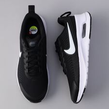 NIKE(ナイキ)AIR MAX NUAXIS