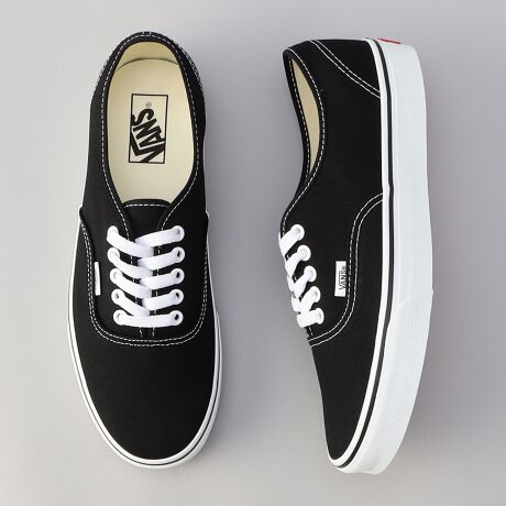 [^ԁF75824070129]~j}ȃVGbgŒNI[ZeBbNWEBTCYF26A27A28A28.5A29cmfUC/fVANSy@Yz̃NVbNC̑\fEAUTHENTICiI[ZeBbN)B1966NVANSݗŏɓoꂵVANS̗jŊOȂfłBVvȃfbLX^C̃V[YlXȗȂAVXgB݂lC̐邱ƂȂ̃[U[e܂Ă܂Bx[VbNȒԃJ[Ȃ̂ŁAX^C킸킹ėp̍1łByVANS/@Yz1966NA|[E@Eh[ƎOl̃p[gi[JtHjAŗグBVANSƂ́A@Ƃ̒ԂƂӖBނ͔80N܂ŁAނ玩gŐ̔ĂB1970NȗAXP[^[BMXC_[ɐlCXj[J[𑽂\ĂByӓ_zBei̓Tvׁ̈Aۂ̎dlƈقȂꍇ܂B摜̏i͌̏Ǝ˂pxAg̃j^[ɂAƐFقȂꍇ܂BX^WIB̉摜̐FɈԋ߂ȂĂ܂B\񏤕ȉꍇA͂\͂܂łڈƂȂ܂BY̓sA͂OサXܓ׎Ƃꍇ܂̂ŁA炩߂BiFyVANSzUA AUTHENTICiԁF75824070129