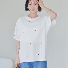 SunnySports（サニースポーツ）別注ハート刺繍Tシャツ
