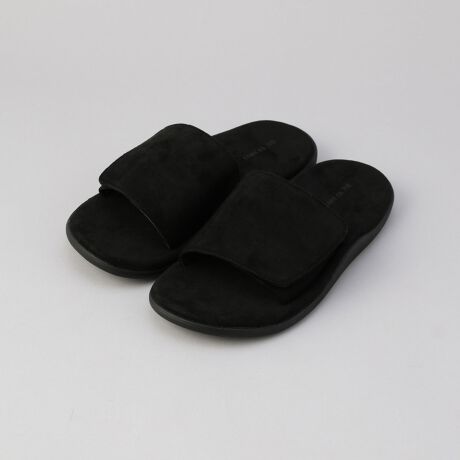 [^ԁF75826030120]KAX^CbVȃXChT_fUC/fރNbV̂\[C\[̗pA_炩ȗSn̖\T_Bʃt@Xi[̃Jo[ŁAD݂̃tBbgɊȒP\Bfނɂ͂ƂXEF[h̐ngpAƂG肪łB܂A}bgȎdグvXAfł\bNX킹łi悭dオfUCłByӓ_zBei̓Tvׁ̈Aۂ̎dlƈقȂꍇ܂B摜̏i͌̏Ǝ˂pxAg̃j^[ɂAƐFقȂꍇ܂BX^WIB̉摜̐FɈԋ߂ȂĂ܂B\񏤕ȉꍇA͂\͂܂łڈƂȂ܂BY̓sA͂OサXܓ׎Ƃꍇ܂̂ŁA炩߂BiFCUSHION SLIDE SANDALiԁF75826030120