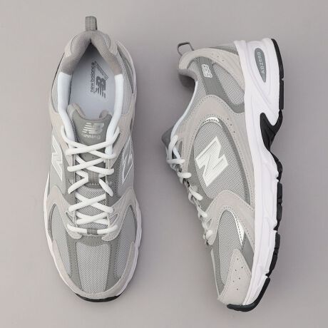 [^ԁF75824070142]^bNANZgŋPAgX|[eBȃXj[J[fUC2000NɓoꂵtBbglXjOV[Yꂽt@bVACeƂĒĂu530vBȐȃAbp[fUCAKȗSn񋟂ABZORBڃ~bh\[̗plC̃jZbNXTCYfłB^bÑANZg̃VZeBbNU[/bṼRr̃t@bV̋Cɂsb^BVvȃmg[R[fBl[gɃANZgƂĎ̂߂łByӓ_zBei̓Tvׁ̈Aۂ̎dlƈقȂꍇ܂B摜̏i͌̏Ǝ˂pxAg̃j^[ɂAƐFقȂꍇ܂BX^WIB̉摜̐FɈԋ߂ȂĂ܂B\񏤕ȉꍇA͂\͂܂łڈƂȂ܂BY̓sA͂OサXܓ׎Ƃꍇ܂̂ŁA炩߂BiFyNBzMR530CKiԁF75824070142