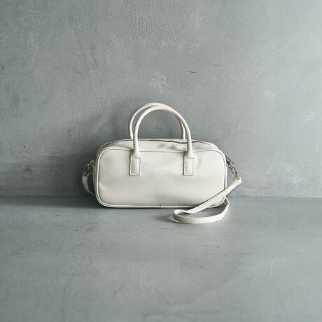 [^ԁF76816000004]ƊƎg₷𗼗AXNGA^V_[obOfUC/fޒ[ȃXNGAtHۓIȃ{XgV_[obOBƂڂȂA悭_炩fފœɃtBbgdオɁBRpNgȂ}`肠Aڈȏ̎[͂́BV_[XgbvtŁA莝ł|łg2WAYdlBꂢ߃R[f͂AJWAȃX^CɂlۂvXĂ閜\obOłB߃|CgE肵Aقǂ悢ƊEV_[Ǝ莝2WAYdlERpNgȂ̂ɁA}`Lł[|PbgFJ[ɂāFOFF WHITEBLACK͍AMD.BROWNDK.BROWN̓XG[hƂȂ܂Byӓ_zBei̓Tvׁ̈Aۂ̎dlƈقȂꍇ܂B摜̏i͌̏Ǝ˂pxAg̃j^[ɂAƐFقȂꍇ܂BX^WIB̉摜̐FɈԋ߂ȂĂ܂B\񏤕ȉꍇA͂\͂܂łڈƂȂ܂BY̓sA͂OサXܓ׎Ƃꍇ܂̂ŁA炩߂BiF޽ݼްiԁF76816000004