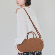 スクエアボストンショルダーバッグ