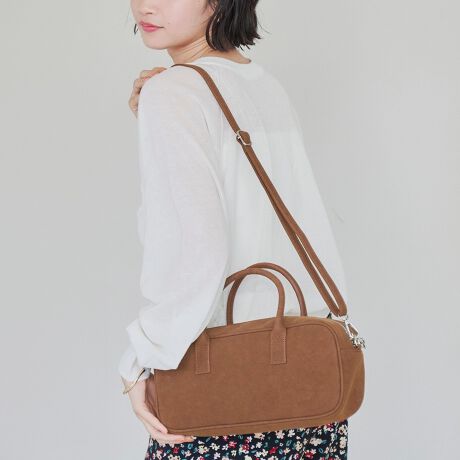 [^ԁF76816000004]ƊƎg₷𗼗AXNGA^V_[obOfUC/fޒ[ȃXNGAtHۓIȃ{XgV_[obOBƂڂȂA悭_炩fފœɃtBbgdオɁBRpNgȂ}`肠Aڈȏ̎[͂́BV_[XgbvtŁA莝ł|łg2WAYdlBꂢ߃R[f͂AJWAȃX^CɂlۂvXĂ閜\obOłB߃|CgE肵Aقǂ悢ƊEV_[Ǝ莝2WAYdlERpNgȂ̂ɁA}`Lł[|PbgFJ[ɂāFOFF WHITEBLACK͍AMD.BROWNDK.BROWN̓XG[hƂȂ܂Byӓ_zBei̓Tvׁ̈Aۂ̎dlƈقȂꍇ܂B摜̏i͌̏Ǝ˂pxAg̃j^[ɂAƐFقȂꍇ܂BX^WIB̉摜̐FɈԋ߂ȂĂ܂B\񏤕ȉꍇA͂\͂܂łڈƂȂ܂BY̓sA͂OサXܓ׎Ƃꍇ܂̂ŁA炩߂BiF޽ݼްiԁF76816000004