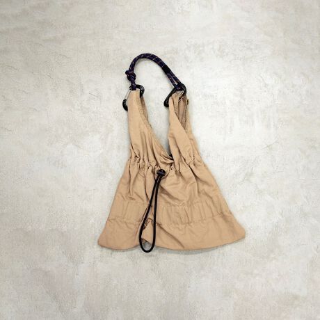 [^ԁF76816000018]ANZoŊy߂ApR[ht2WAY~jobO߃|CgEpR[hO΃nhobOɂEԂł[ł~jTCYER[f̃ANZgɂȂ2WAYfUCV[Ŷē2WAYpR[hMU[obOiMj(76816000017)fUC/fރMU[ݏo̊ɁApR[h̃ANZg~jTCỸV_[obOBO\ȃpR[hXgbvtŁAV_[ƂĂnhobOɂg2WAYdlłB~jTCYȂAX}zE~jzEbvȂǁAKvŒ̃ACe܂ṕByʂŎ₷AfC[͂񗷍s₨oV[̃TuobOɂ߁BVvȃX^COɒ悢VѐSYĂARpNgȂ瑶݊̂ЂƕiłB|PbgFȂyӓ_zBei̓Tvׁ̈Aۂ̎dlƈقȂꍇ܂B摜̏i͌̏Ǝ˂pxAg̃j^[ɂAƐFقȂꍇ܂BX^WIB̉摜̐FɈԋ߂ȂĂ܂B\񏤕ȉꍇA͂\͂܂łڈƂȂ܂BY̓sA͂OサXܓ׎Ƃꍇ܂̂ŁA炩߂BiF2WAY׺޷ެްBAG-SiԁF76816000018