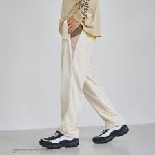 Reebok（リーボック）別注ナイロントラックパンツ